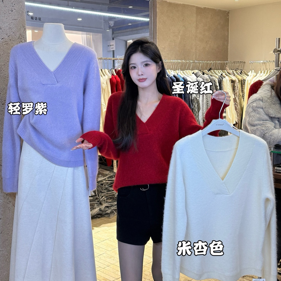 ZY GODDESS-新年红氛围感慵懒松弛v领宽松软糯保暖毛衣（含6羊毛