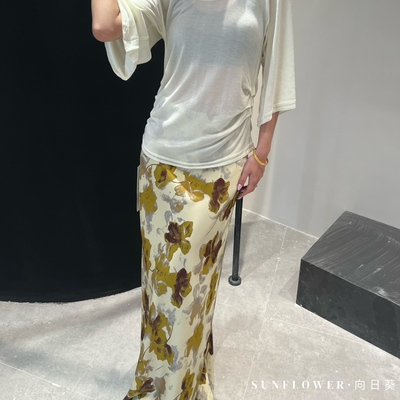 SUNFLOWER-喇叭袖针织衫女设计感小众收腰显瘦百搭褶设计小衫0387