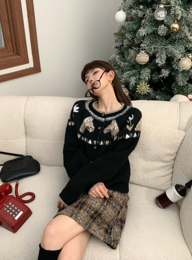 FEIMAO（YIMAO）-木马领口亮片软糯针织毛衣外套保暖毛衣（含8羊