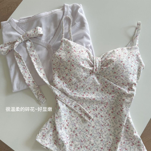 BM风碎花带胸垫吊带背心