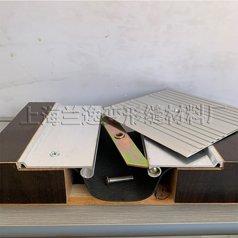 厂家批发变形缝变形缝楼面承重伸缩缝深圳fdm盖板加厚地面地面