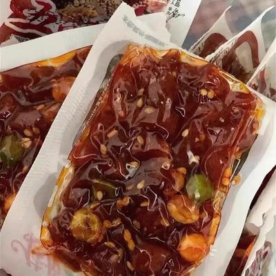 新货佳龙五谷杂粮辣条麻辣儿时怀旧吃货大全小零食小时候的90回忆