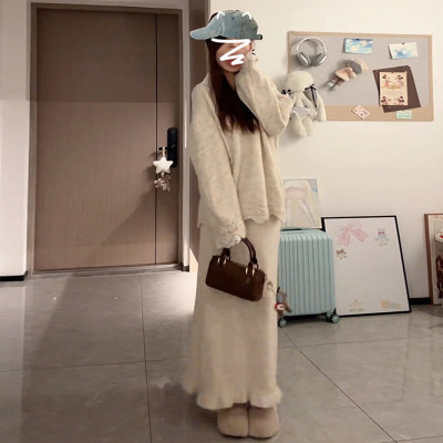 春装女款2025年新款针织连衣