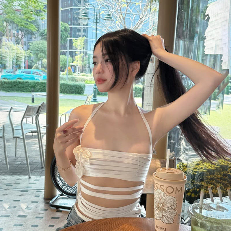 直销ins博主同款新款性感辣妹挂脖绑带镂空紧身设计感小众女显瘦