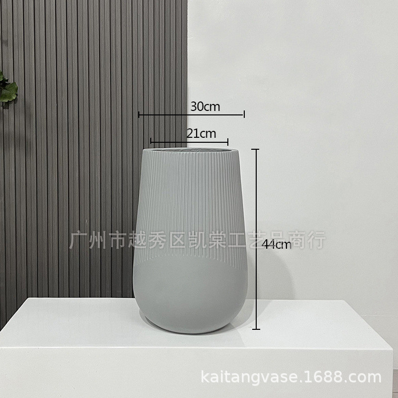 北欧玻璃钢桌面ins花瓶展厅花艺居家咖啡馆商场软装落地绿植摆件