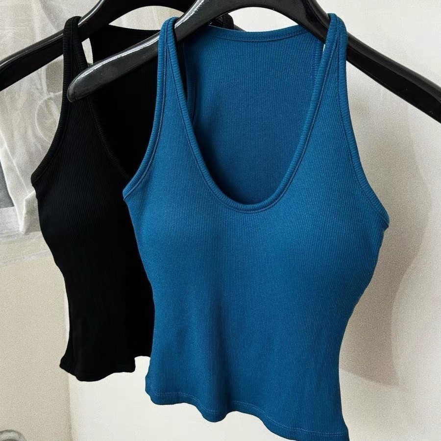 遮副乳绝美自带胸垫吊带背心女2025新款内搭美背修身显瘦挂脖上衣