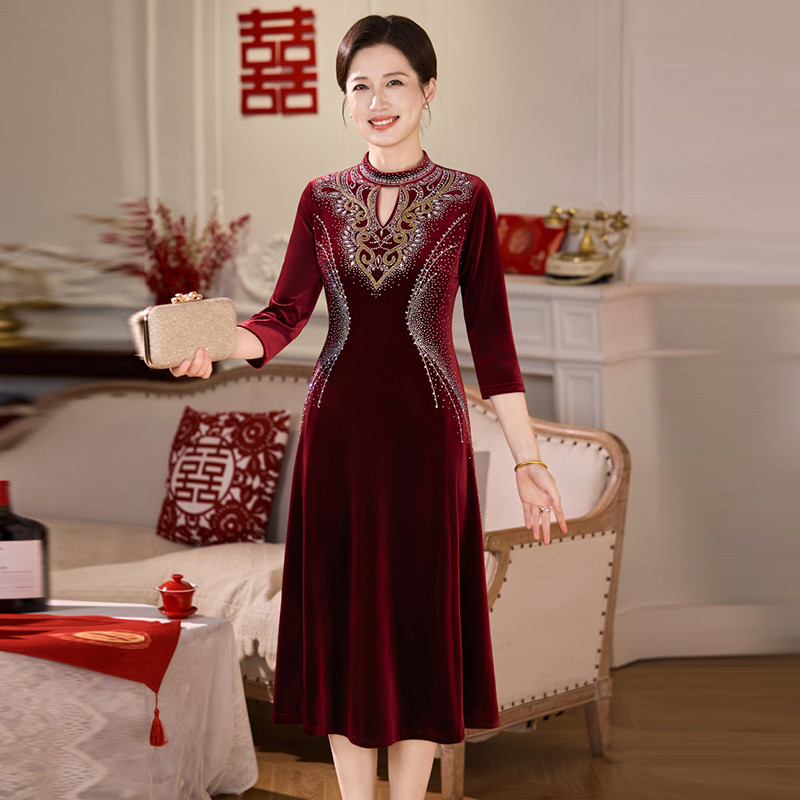 新品中老年大码女装喜婆婆婚宴金丝绒旗袍礼服五一高端妈妈结婚长