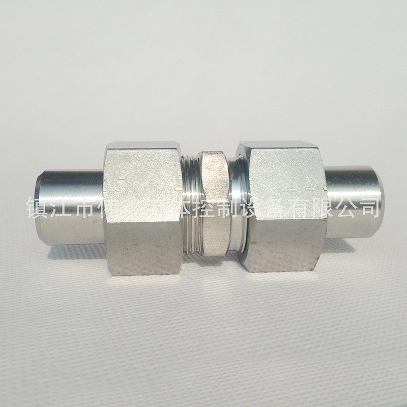 卡套端直式通管接头304双卡套式管接头管接头