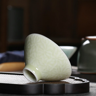 单杯主人杯 青瓷龙泉品茗杯功夫茶具小茶碗刻花斗笠杯陶瓷茶杯套装