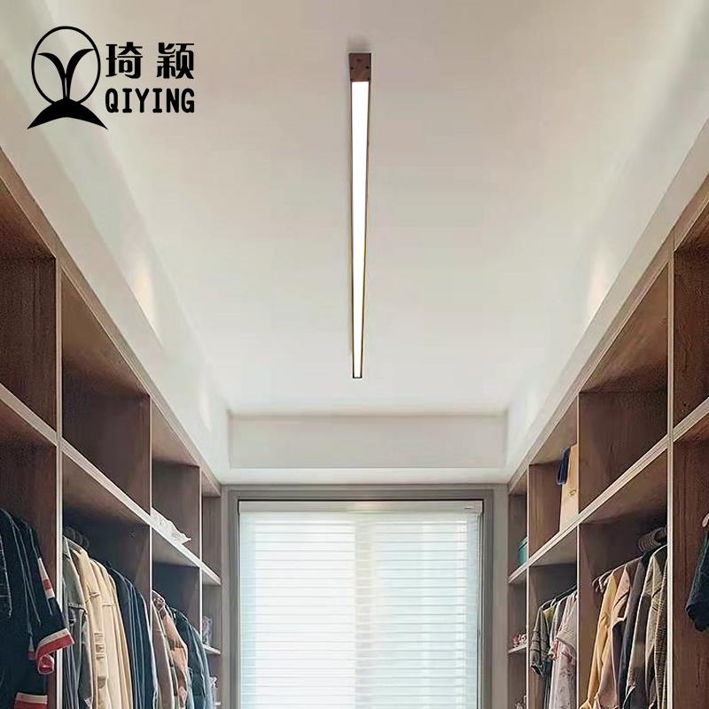 北欧简约一字长条极简木纹吸顶灯卧室阳台过道走廊衣帽间侘寂风灯