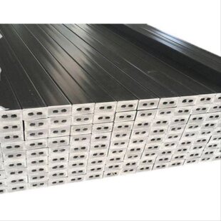 新型pvc塑料木方条子建筑工程铁木方条子专用复合木方木跳板