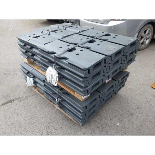 PC850-800小松钩机-挖机履带板-链板总成-履带板螺丝-螺栓-螺母