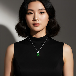 AILEQ天然玉石玉髓玛瑙阳绿小无事牌吊坠轻奢女媲美翡翠百搭项链