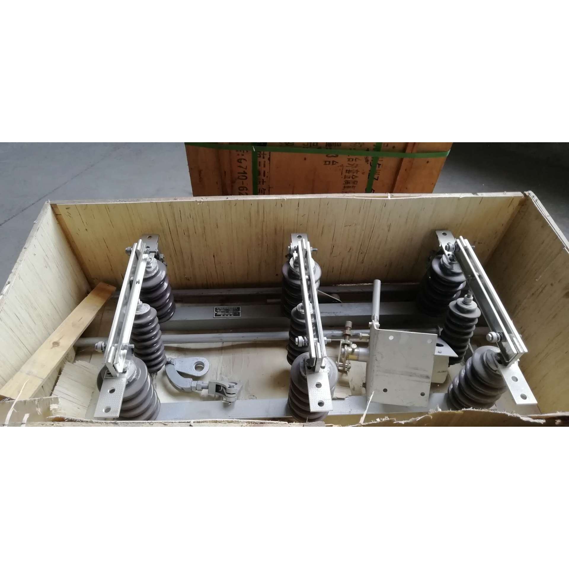 原产地出厂合格GW1高压隔离开关户外手操CS17高压隔离开关