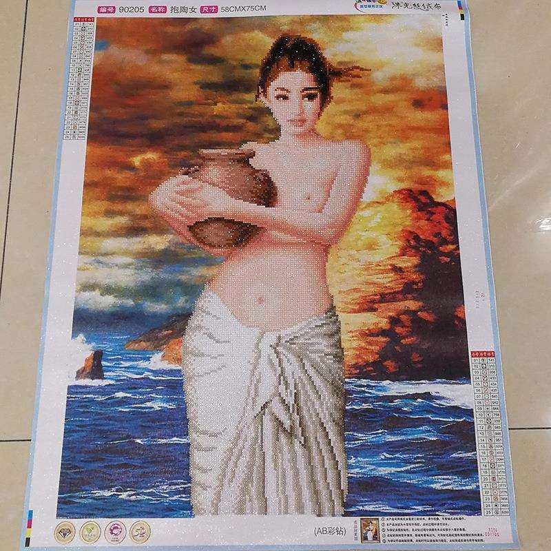 5D钻石画绣好的成品图抱陶女非满钻纯手工贴十字绣成品出售一件发,3C数码配件,USB灯,淘宝优惠券,粉丝福利购,淘宝优惠卷