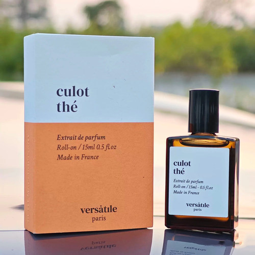 versatile香水试香白桃茶歇宿醉