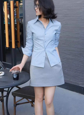 商场同款阿玛施2025秋季新款条纹修身显瘦通勤蓝色长袖衬衫女上衣