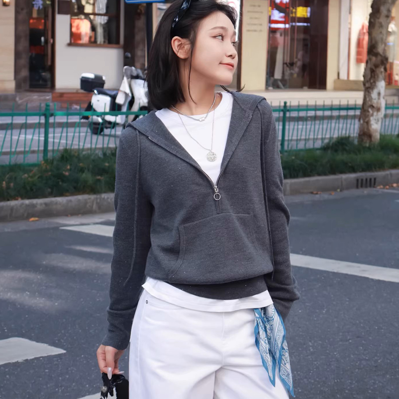 【商场同款】阿玛施连帽拉链卫衣