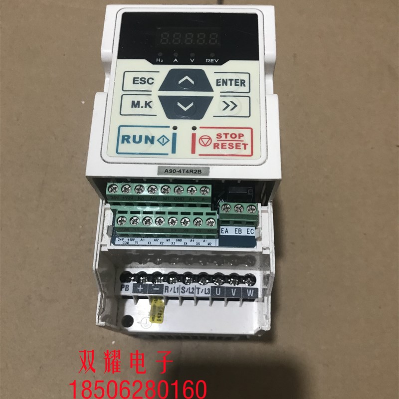 原装拆机SINEE正弦变频器A90-4T4R2B 三相380V 1.5KW多功能矢量型