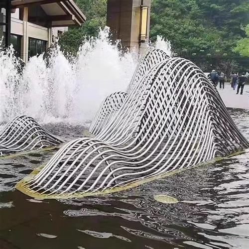 大型不锈钢镂空假山摆件售楼处水景管状切片山形雕塑景观小品定制