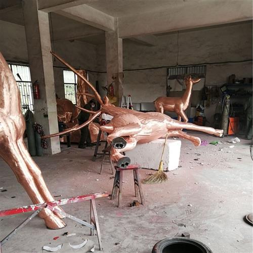 锻铜鹿雕塑室外城市景观雕塑乡镇道路标志性动物雕塑