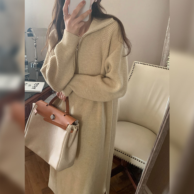 外贸出口转内销法式赫本风温柔毛衣针织连衣裙女早秋新款配大衣内