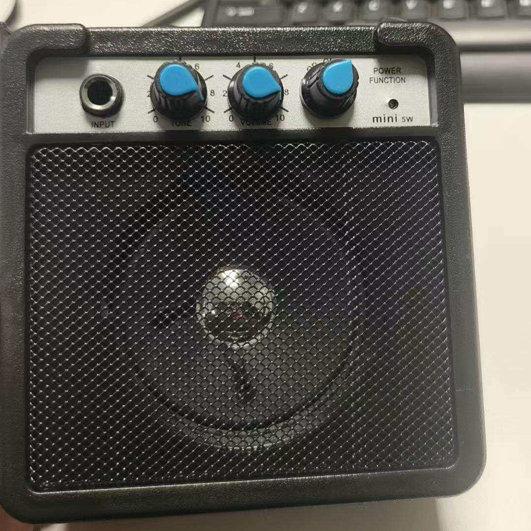 迷你电吉他音箱乐器音响便携户外宿舍5W小音箱提琴尤克里Mini5Amp