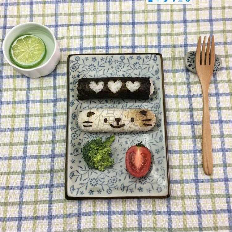 饭团模具猫咪寿司卷宝宝米饭工具套装卡通紫菜包饭便当模