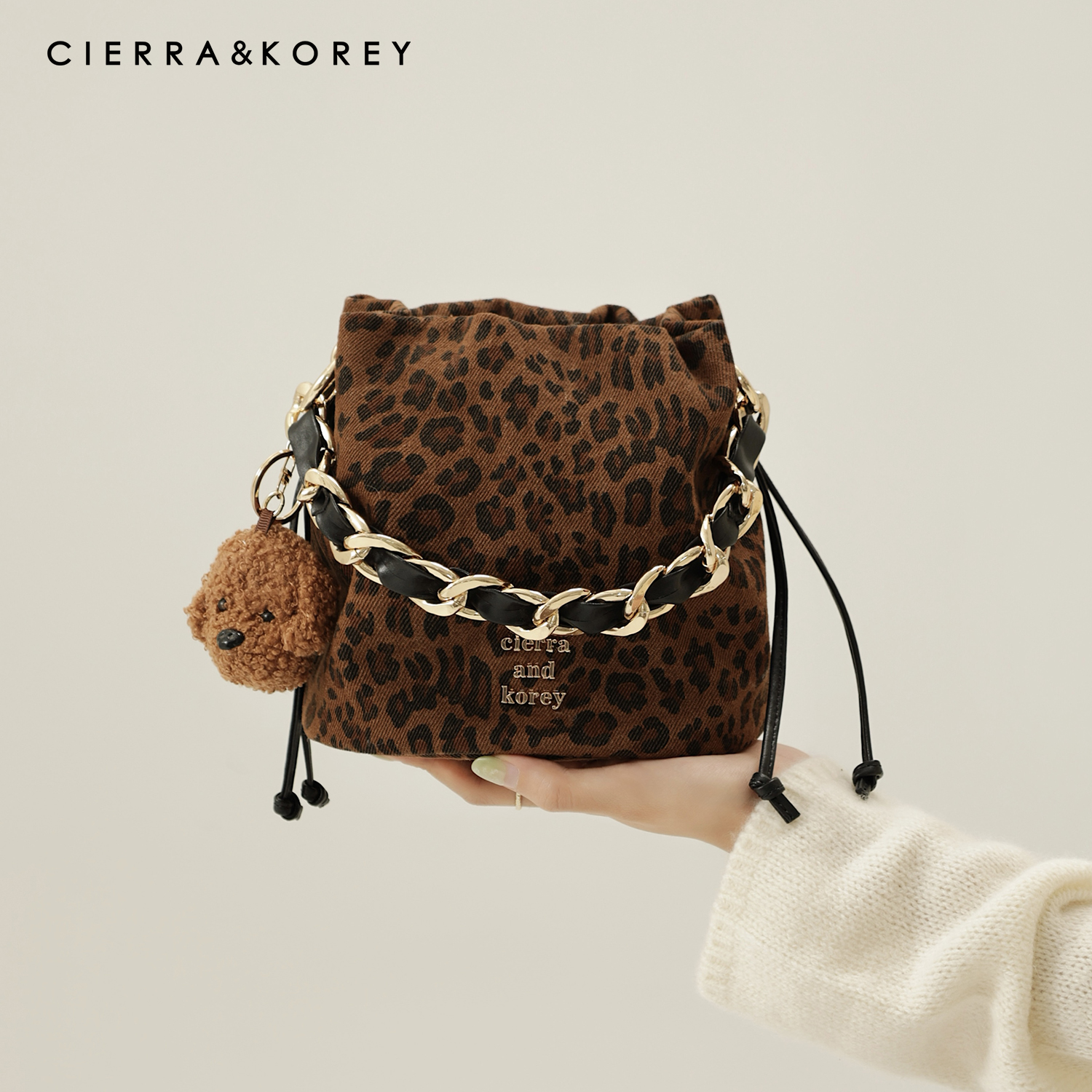 CierraKorey官网水桶包