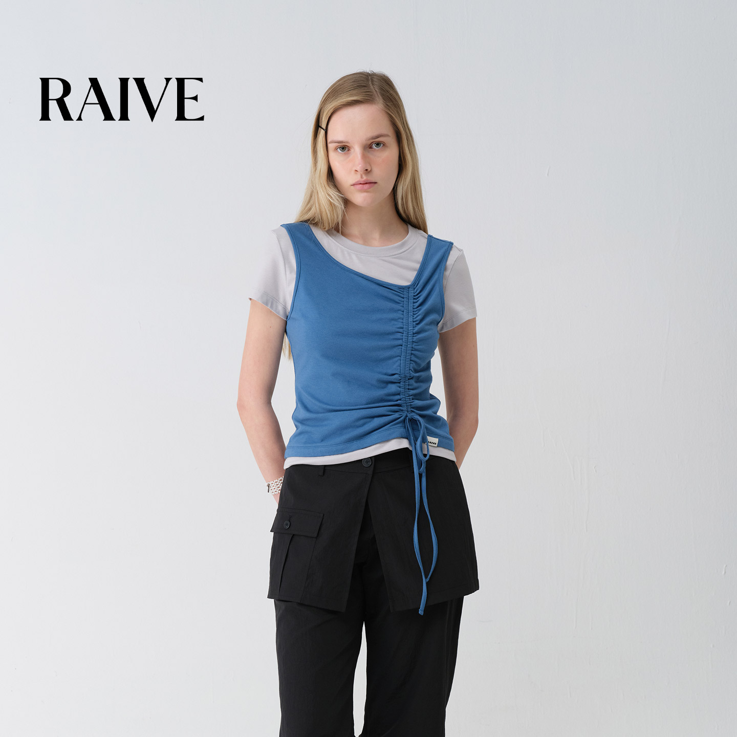 RAIVE二合一韩系蓝色两件套短袖图片