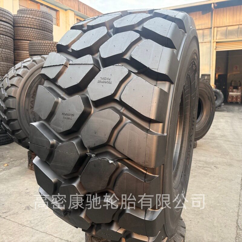 750/65R25 装载机用钢丝胎 加深E4花纹