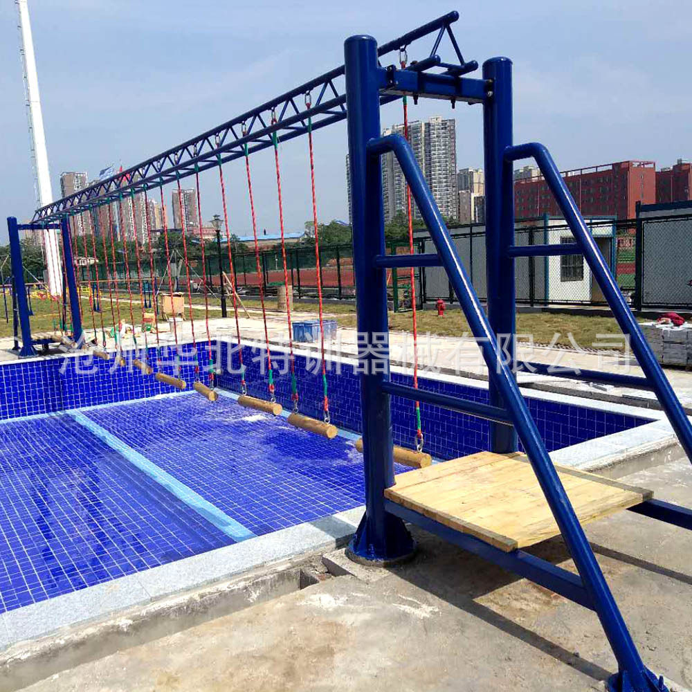 水上拓展器械水上闯关设备水上乐园娱乐设备拓展器材水上趣桥