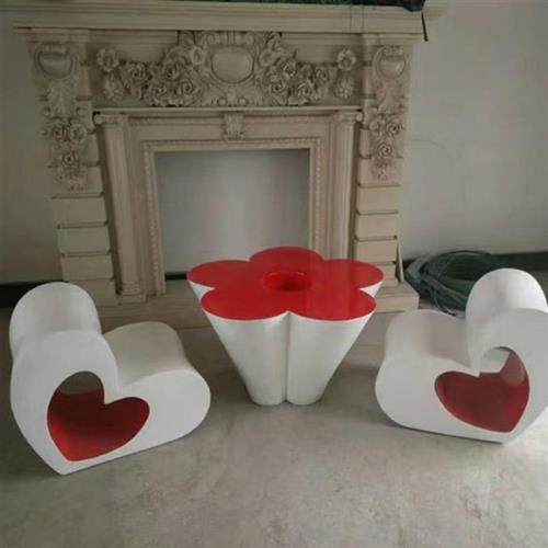 厂家玻璃钢芝麻街kaws公仔坐像站立大摆件网红潮流卡通摆件