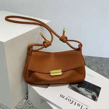 Hong Kong style retro ins shoulder bag autumn simple lock ca