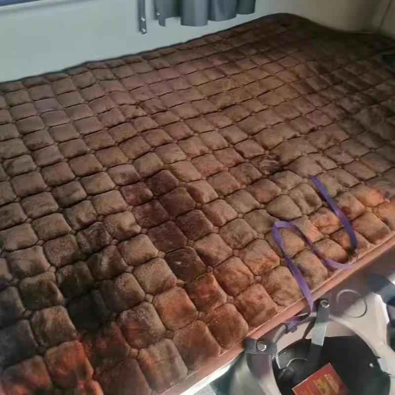 汕德卡g7装饰用品C7H驾s驶室C9H内饰改装G5坐垫货车棉垫卧铺垫床