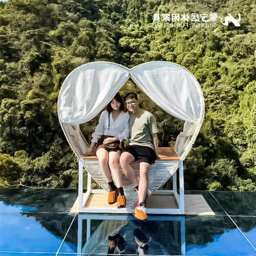 爱心躺床天空之城花园城堡户外打卡落地款景观椅网红鸟巢椅