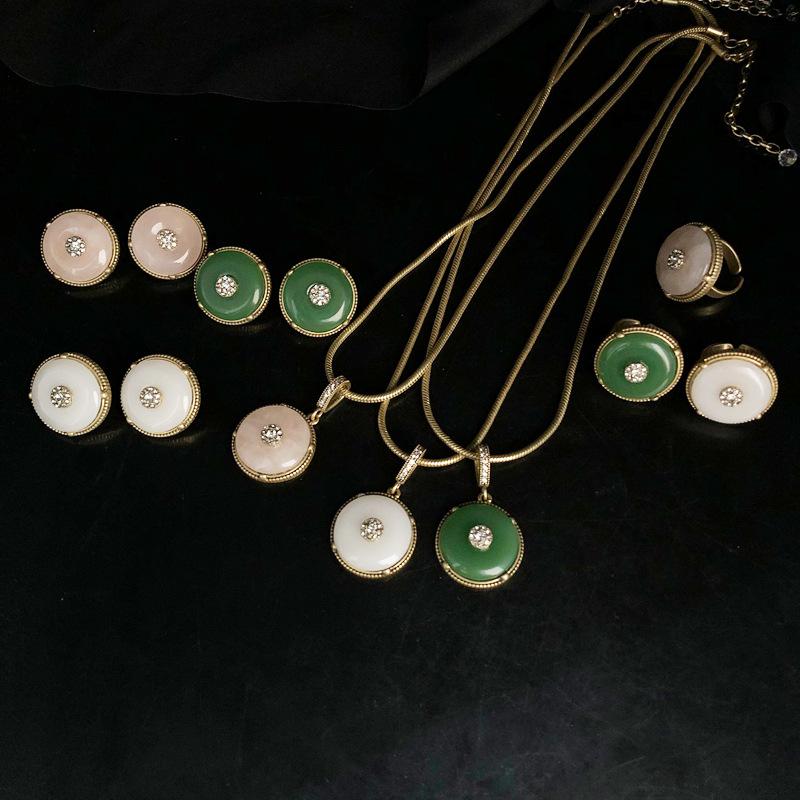 中古复古风饰品平安扣设计感石头镶嵌莱茵石铜链项链耳钉戒指套装