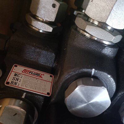 QTFLUID 上海强田液压 DCV200/2-0111 液压操T作阀 多路换向控制
