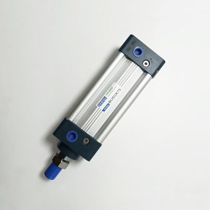 SU40X400S SU40X500S SU40Xz600S SU40X700S SU40X800S标准气缸