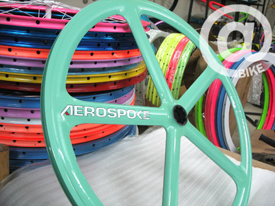 @BIKE FIXED GEAR AEROSPOKEN 700C 五刀 前轮 绿