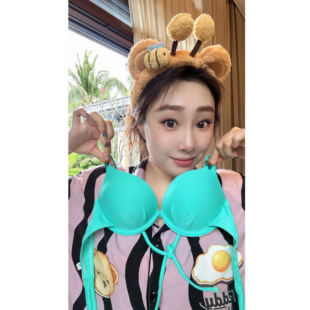 OMOM【泰酷辣】2.0加厚版小胸钢托聚拢比基尼泳衣显瘦辣妹度假泳