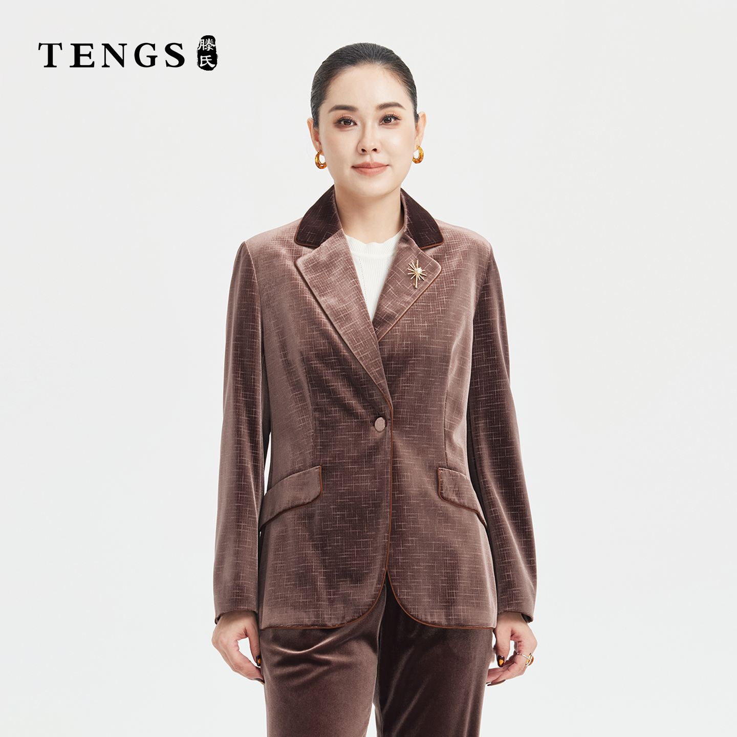 TENGS秋季新款舒适百搭短外套