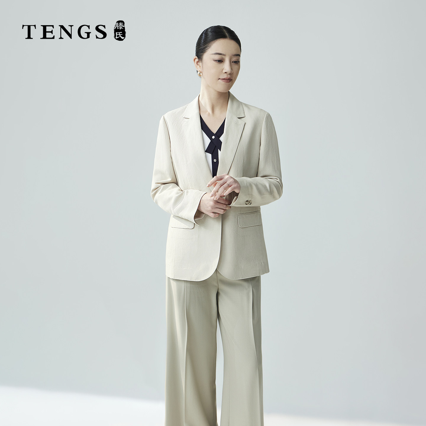 TENGS工艺精品翻领上衣百搭外套