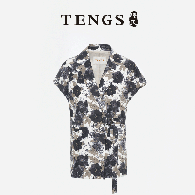 TENGS滕氏女装春夏新款复古印花纯棉短袖衬衫西服领百搭休闲上衣 - 实物图
