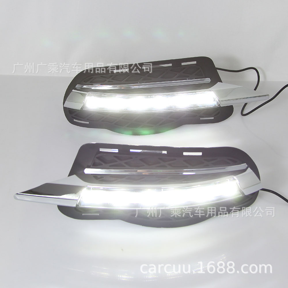 适用于08-10款奔驰W204日行灯 时尚版 C级C180 C200 C250 C260