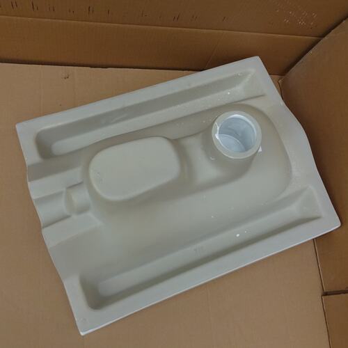 家用公用带前挡水蹲便器