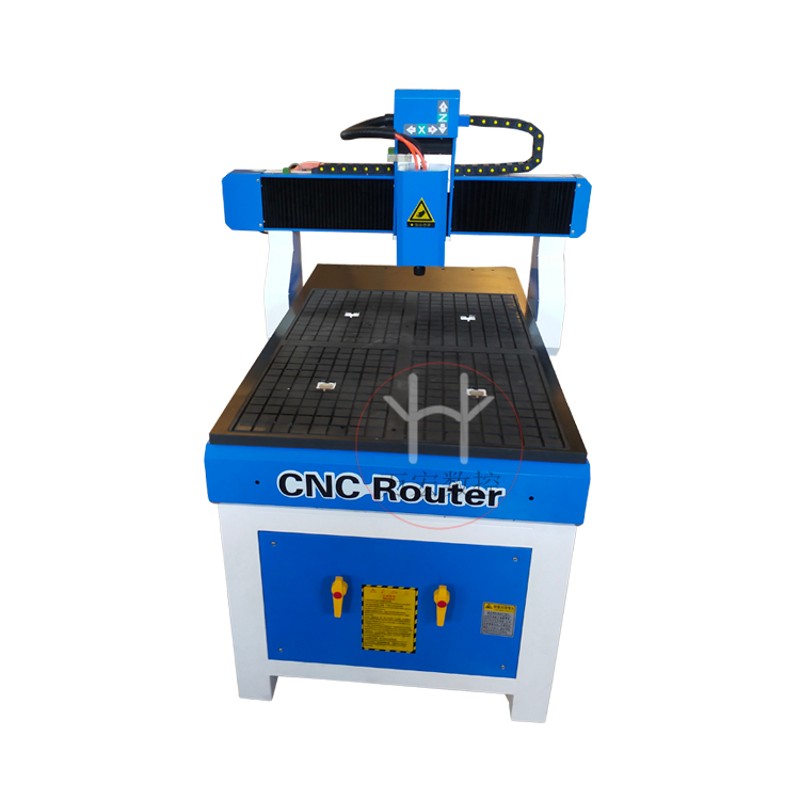 6090数控雕刻机 木工铭牌双色板电木方轨丝杠 平面真空吸附广告机