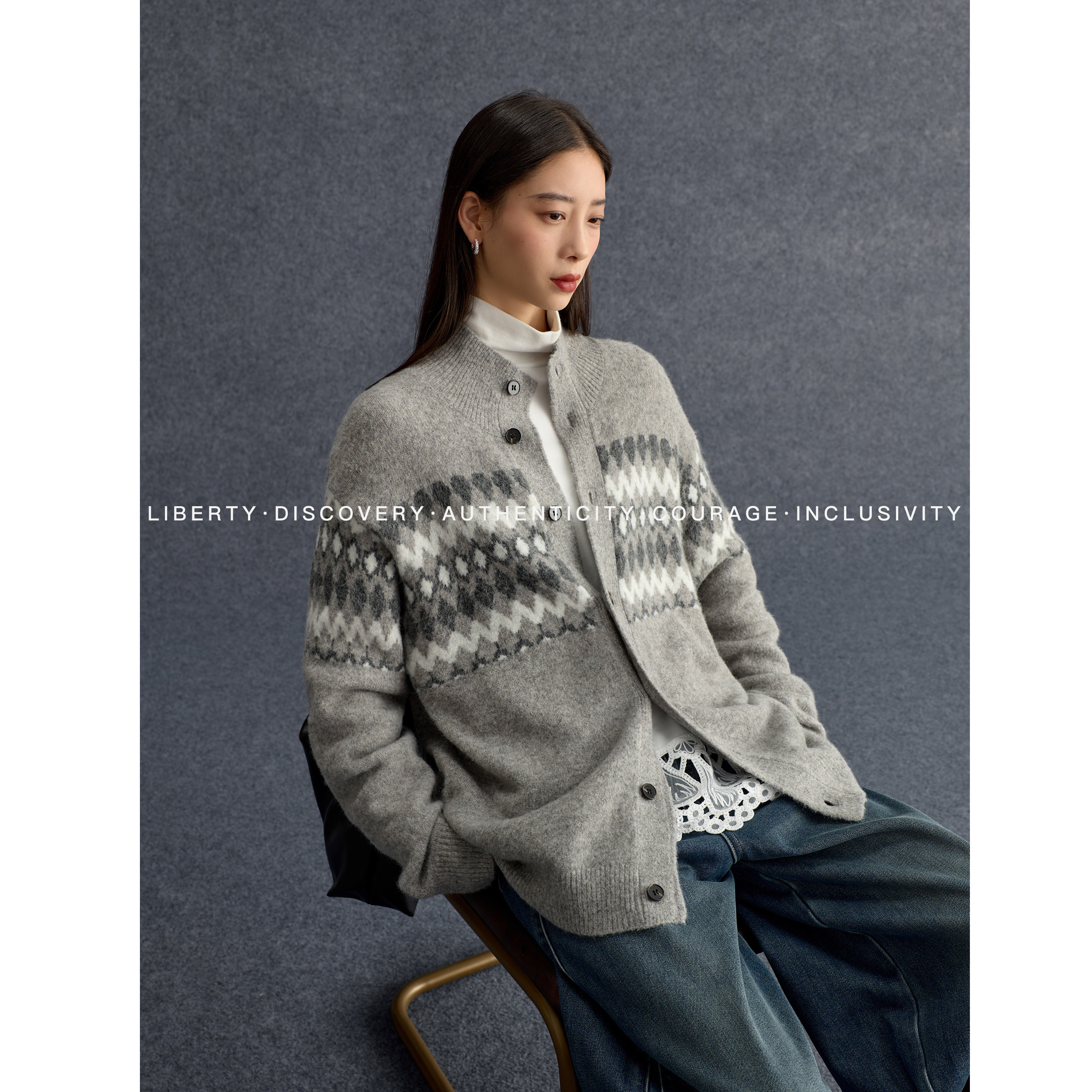 SWAP SENSE知序漫格· 费尔岛毛衣高领翻领灰色针织毛衣开衫外套