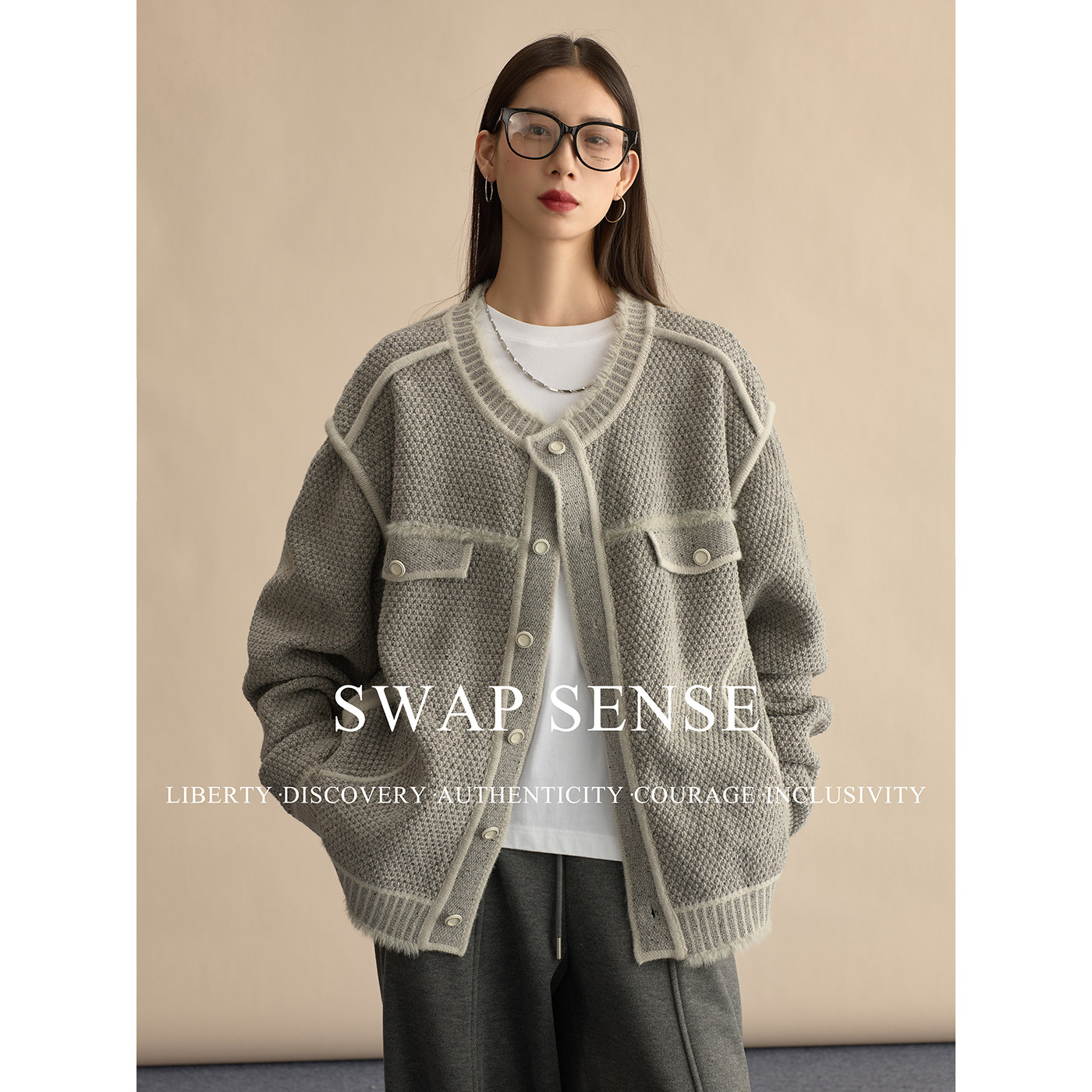 SWAP SENSE绒迹漫叙·复古休闲圆领廓形撞色小香风灰色外套女冬季,女装/女士精品,毛衣,淘宝优惠券,粉丝福利购,淘宝优惠卷