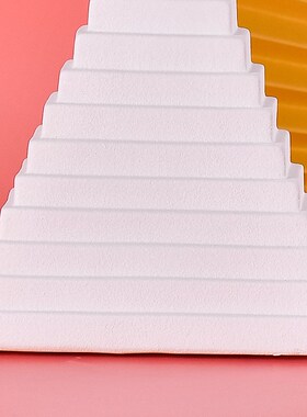 北欧简约黑白色金字塔陶瓷y摆件客厅插花器餐桌电视柜创意